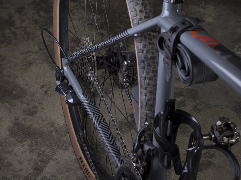 All Mountain Style Chain Guard - Protects Rear Part of Your Bike from Scratches & Dings! - Maze/Black, Maze - Image 3